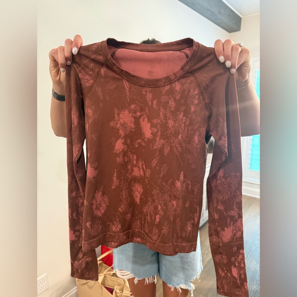 Lululemon Swiftly Tech Long Sleeve